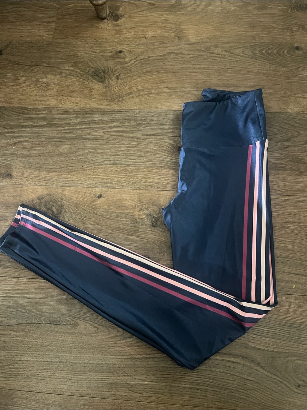 Goldsheep Navy Leggings with Pink Stripe Detail size medium